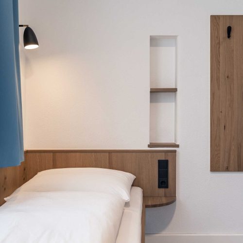Villa Flöckner Salzburg - Hotel Zweibettzimmer Bett